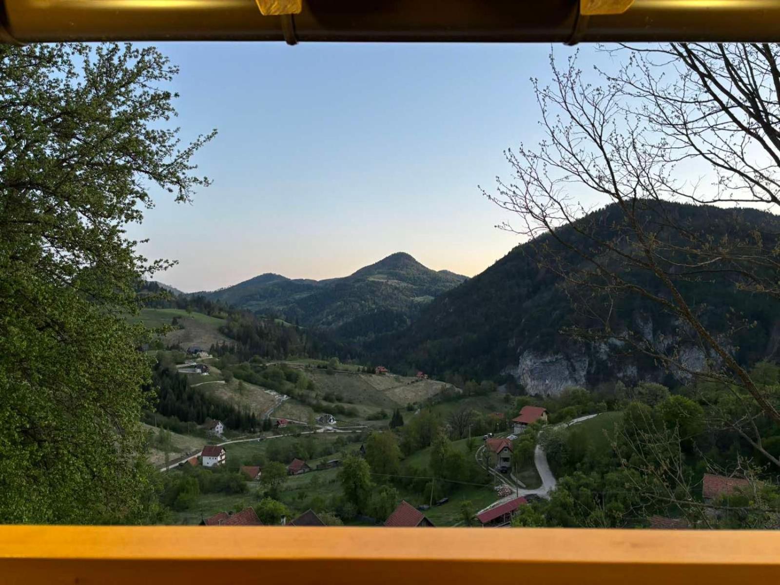Ljubav Stara Zaovine Hotel Lazici ภายนอก รูปภาพ