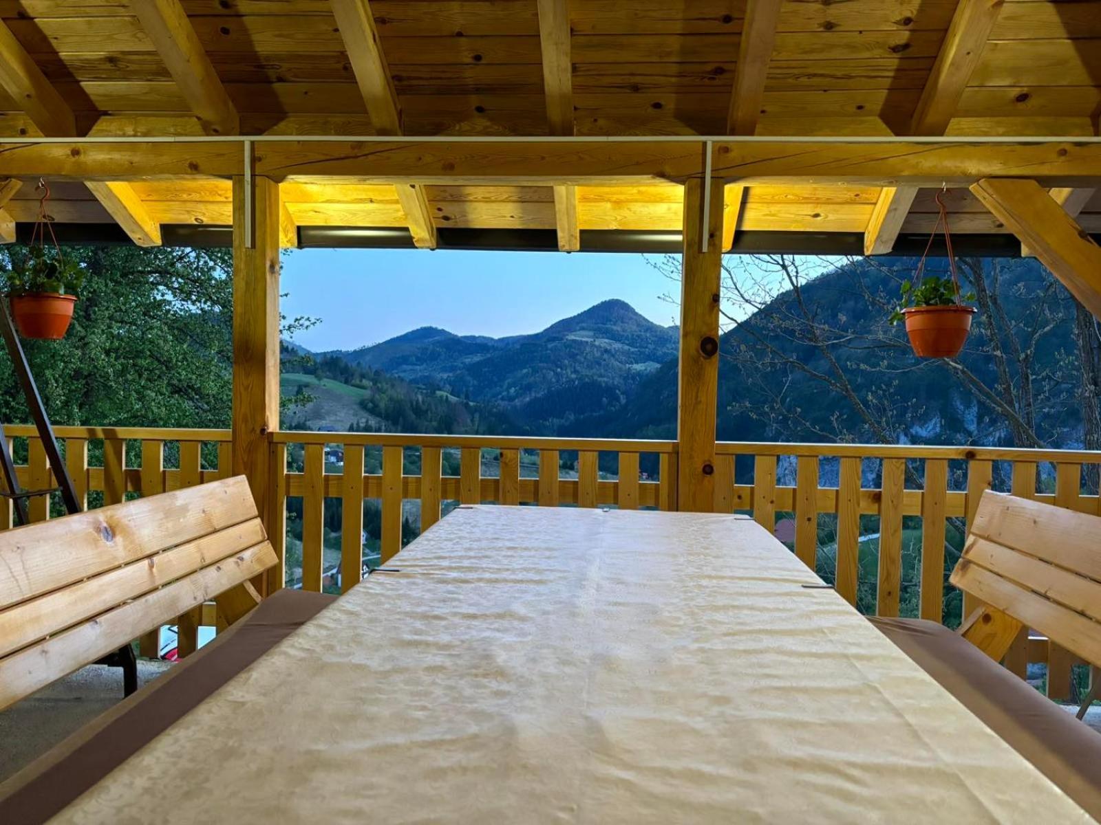 Ljubav Stara Zaovine Hotel Lazici ภายนอก รูปภาพ